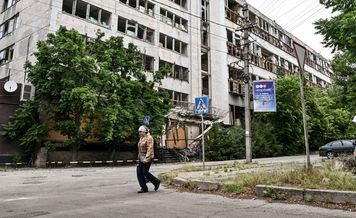 Oleszki w Ukrainie odcięte od pomocy. "Zbierają trawę, by przeżyć"
