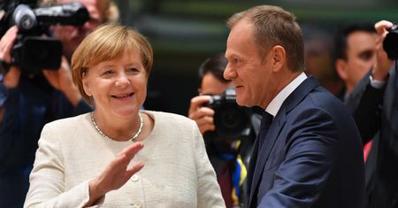 W TVP Tusk jako agent Angeli Merkel. "Takie programy oglądałem już w NRD"