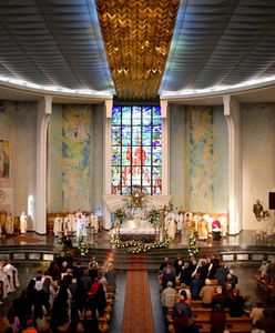 Luzowanie obostrzeń. Zmiany w zasadach funkcjonowania kościołów