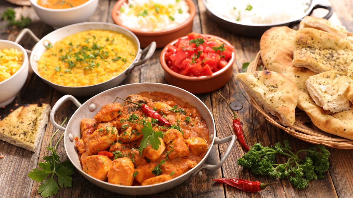 Potrawy indyjskie powstają na bazie naturalnych produktów, dlatego uważane są za jedne z najzdrowszych na świecie 