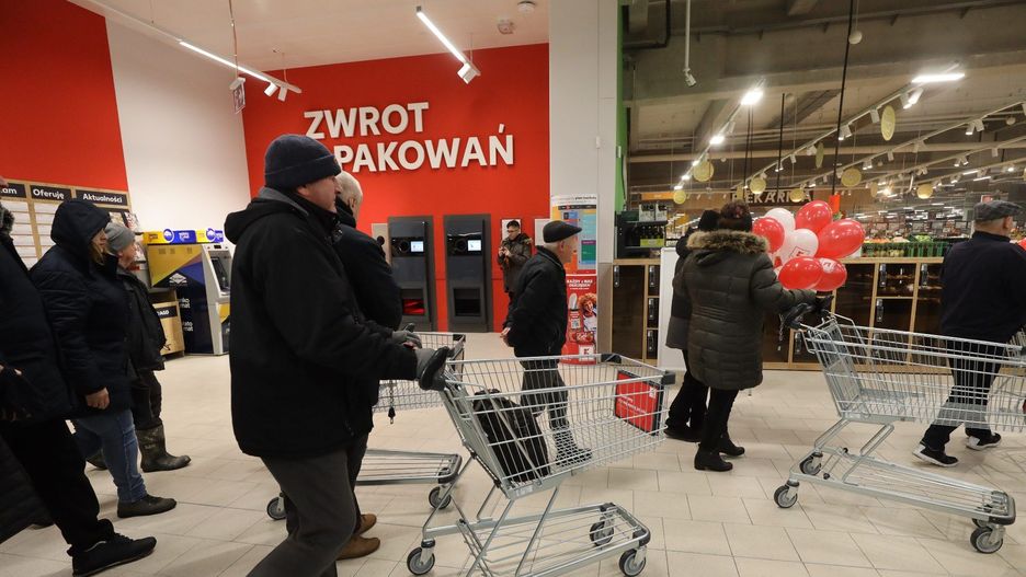 Sieć handlowa Kaufland inwestuje 235 mln zł w nowy system kaucyjny.