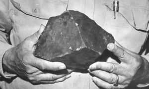 Meteoryt przebił dach i uderzył śpiącą kobietę. Jedyny taki przypadek