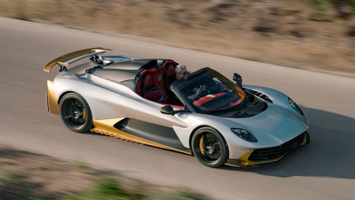 350 km/h bez dachu. Aston Martin Valhalla doczekał się wersji Spider