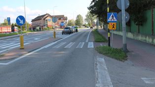 Przejazdowo: Wypadek na pasach, 19-latek potrącony przez samochód
