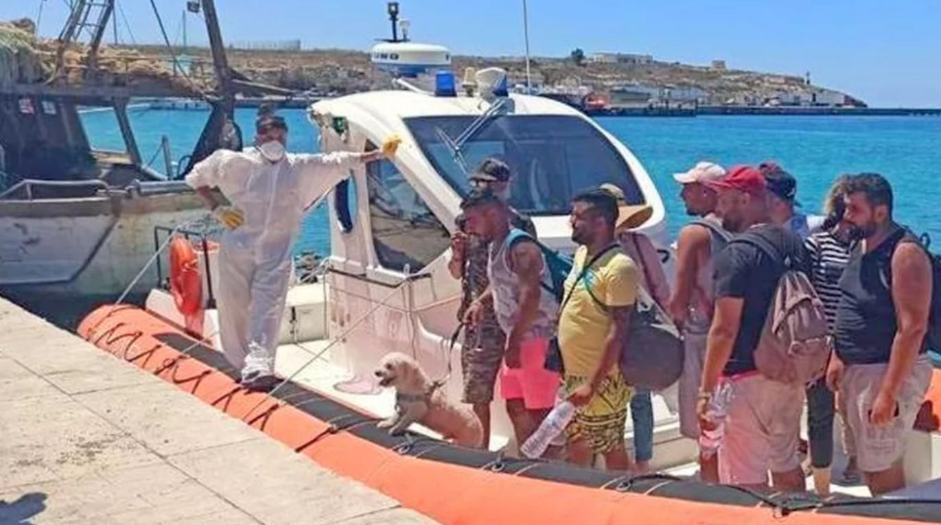 Lampedusa walczy z nielegalnymi imigrantami