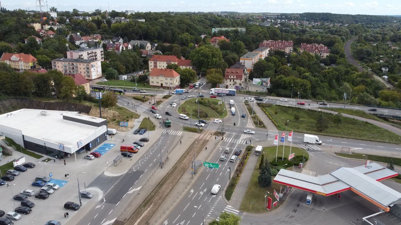 Gorzów: Korki, kamery i petycja. Miejski inżynier ruchu zdradza, co dalej z rondem Santockim