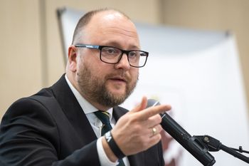 Kolejne miasto zmieni prezydenta? Radny mówi głośno o referendum