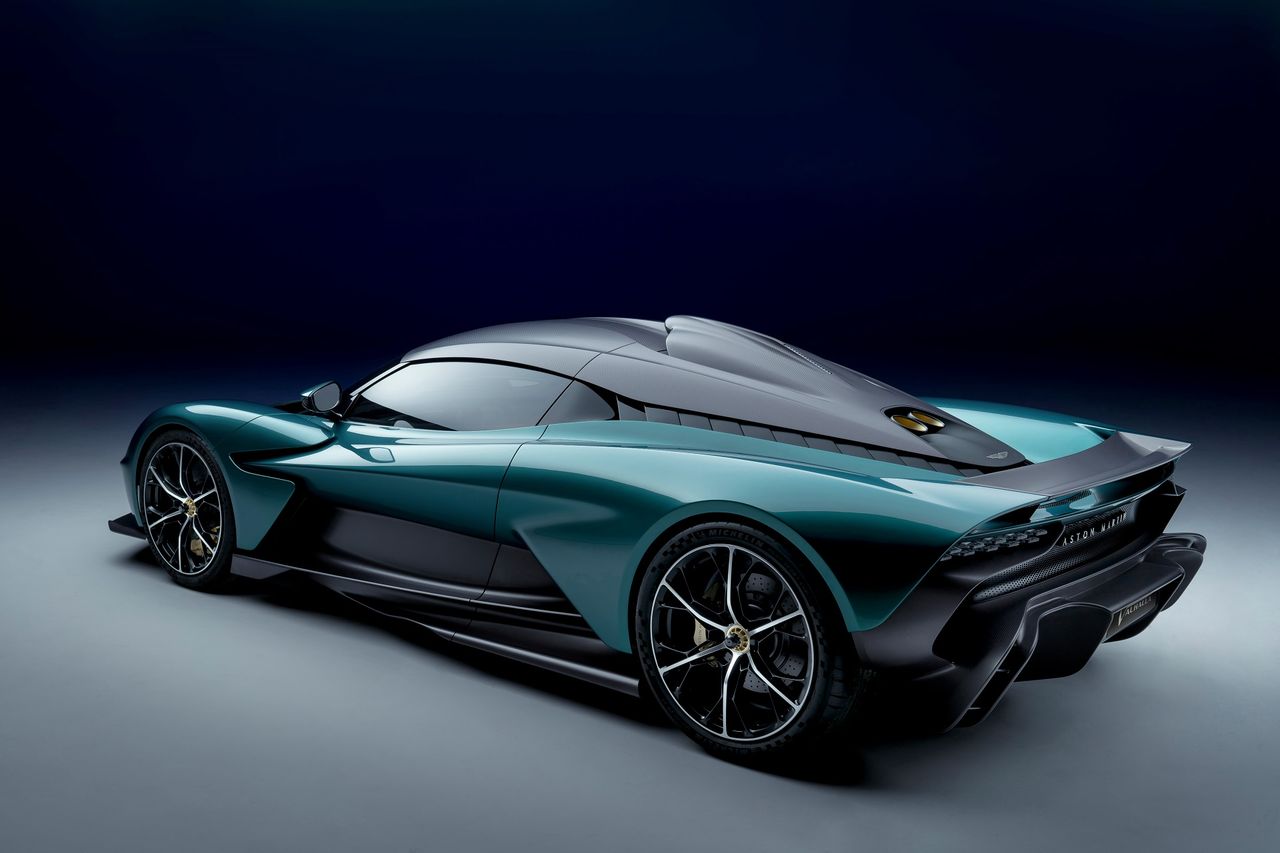 Aston Martin Valhalla (2023)