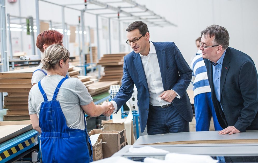 Wojna na Ukrainie stłamsi dynamiczny wzrost PKB Polski. Eksperci ING już odjęli 1,3 pkt proc.