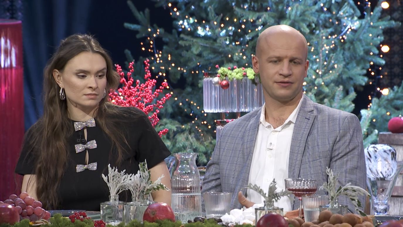 Dyskusja o ustawkach w świątecznym odcinku "Rolnika"