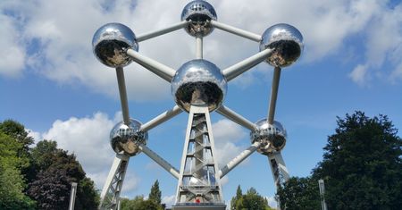 Koronawirus w Belgii. Rząd rozdał wszystkim obywatelom bezpłatne bilety kolejowe, by promować turystykę