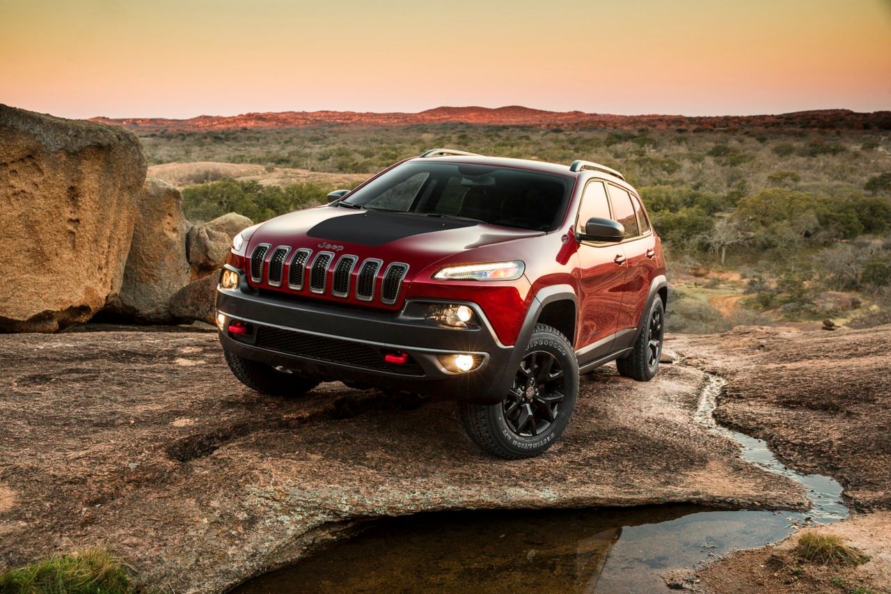 2014 Jeep Cherokee - więcej zdjęć i nowe informacje [Nowy Jork 2013]