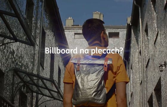 ING przerabia nośniki reklamowe na gadżety ekologiczne