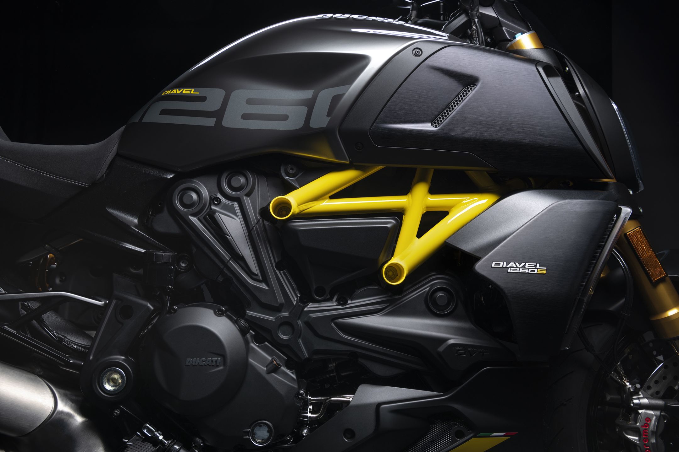 Ducati Diavel 1260 S Black and Steel