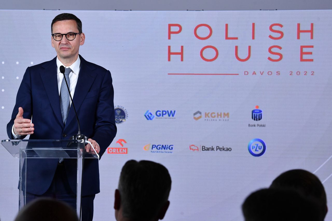 Premier Morawiecki dla BBC: Putin robi to, co Stalin zrobił w 1933 roku