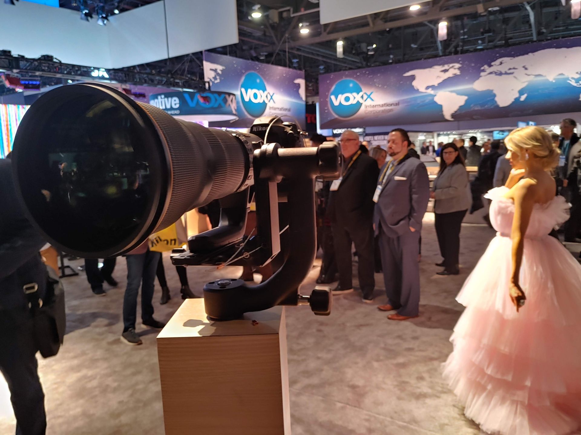 CES 2020: Zdjęcia z premier Nikona i Canona prosto z Las Vegas 12