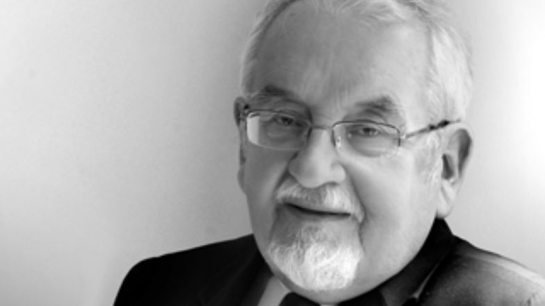 prof. dr hab. Tadeusz Zgółka