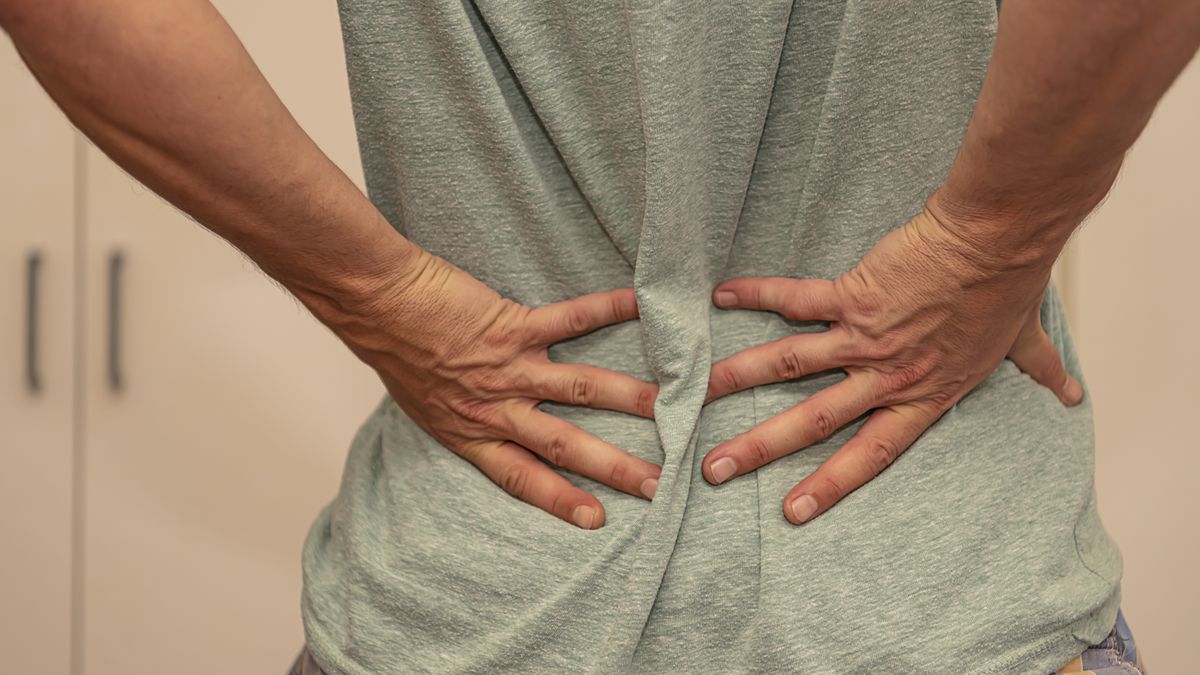 O czym może świadczyć ból pleców?