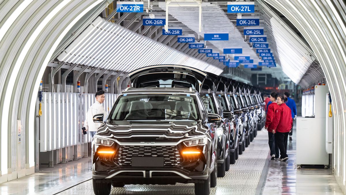 Fabryka BYD (zdj. ilustracyjne)