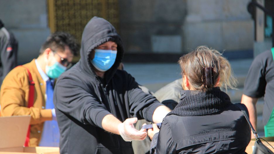 Koronawirus. Czechy badają odporność mieszkańców. Punkty pobrań na ulicy (zdj. ilustracyjne)