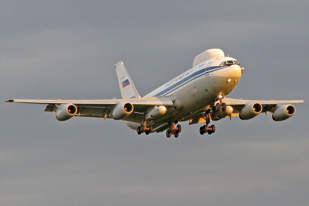 Iljuszyn Ił-80