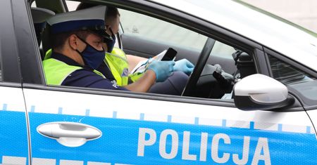 Warszawa. Miał amfetaminę w lodówce. 24-latek wrócił do handlowania narkotykami