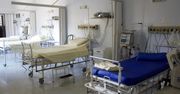Matka 8-miesięcznych bliźniąt nie żyje. Pielęgniarka pomyliła...