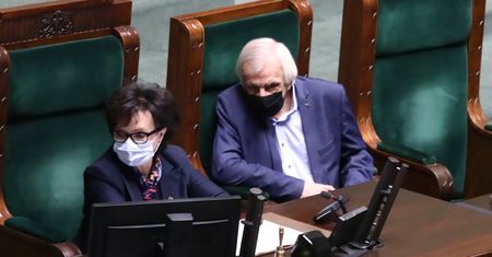 Elżbieta Witek potwierdza. Pojawił się projekt ustawy, która ma zastąpić "lex Hoc"