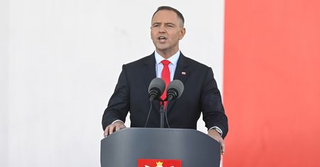 Niemieckie media obawiają się Nawrockiego i krytykują Tuska