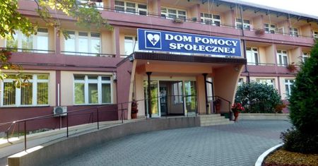 Dyrektorzy Domów Pomocy Społecznej odwołani przez Zarząd Powiatu Ostrowieckiego