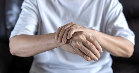 Opokan Forte – wskazania, dawkowanie, skład i skutki uboczne