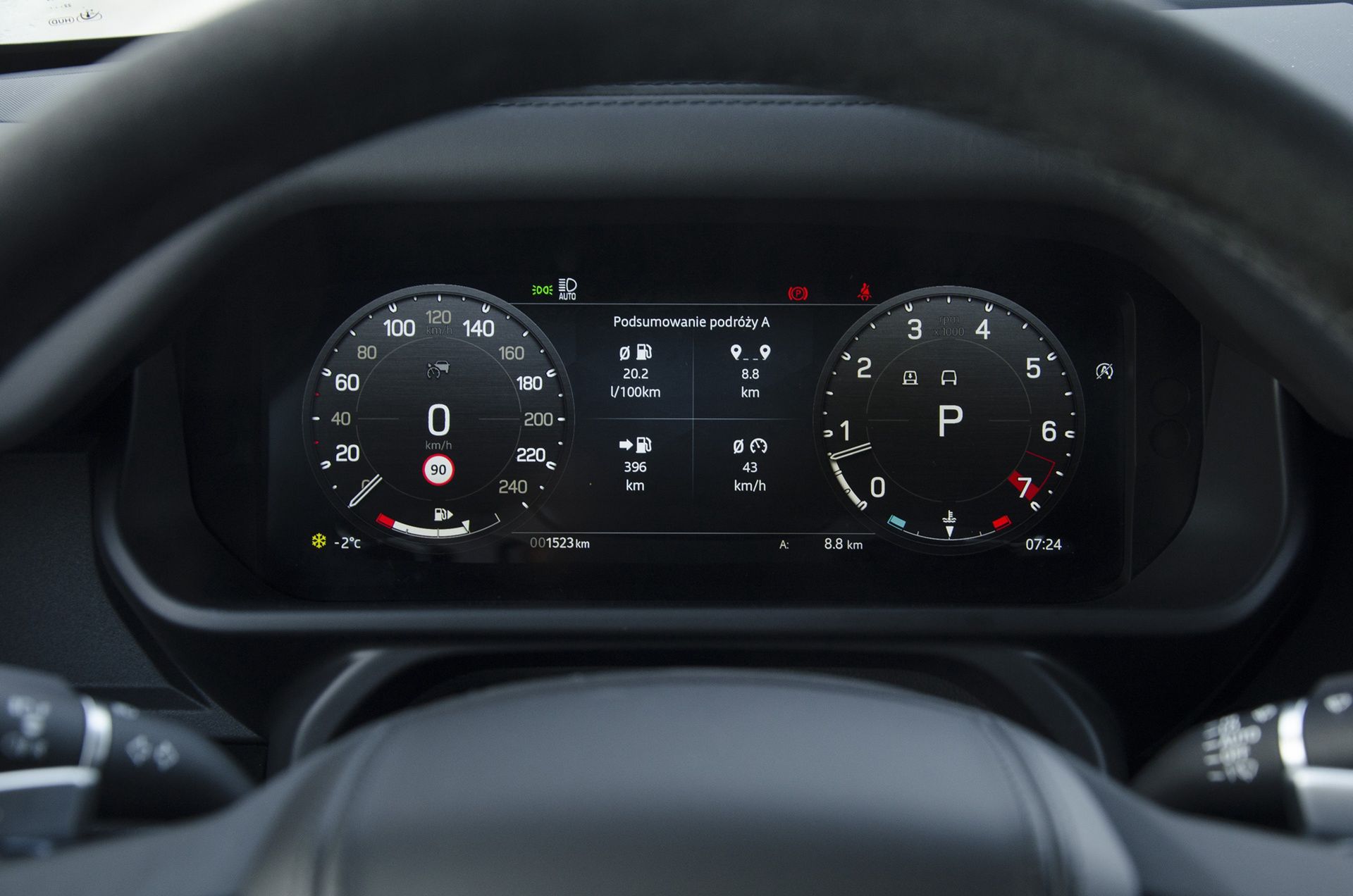 Land Rover Defender V8