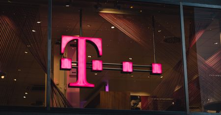 Smartfony 50 proc. taniej w T-Mobile. Jest jeden warunek