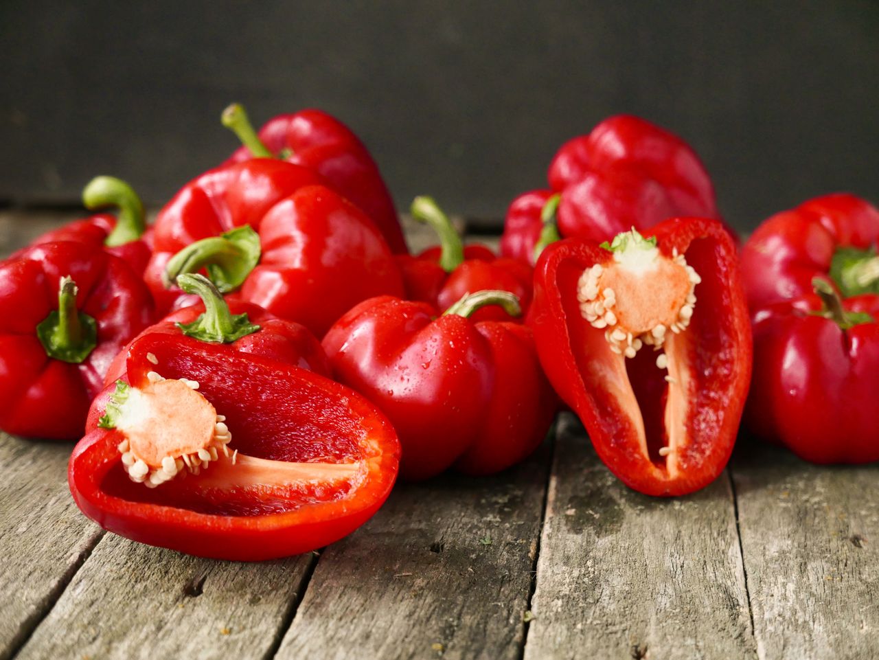 Red bell pepper improves metabolism.