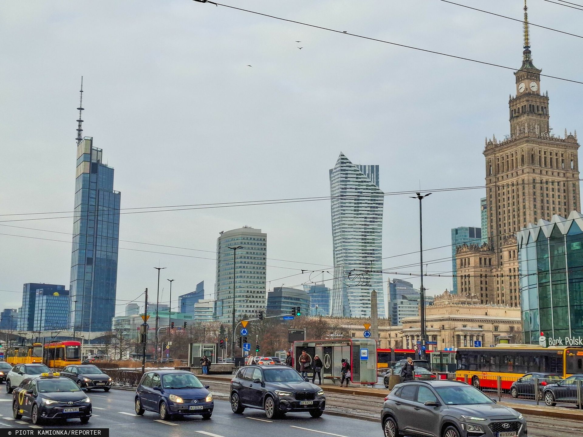Polacy chcą, by pieniądze publiczne trafiały tylko do firm polskich
