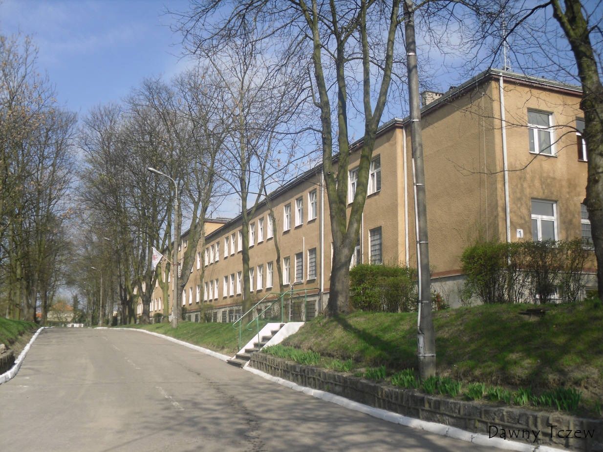 Budynek dawnych koszar w Tczewie, stan na 2010 r.