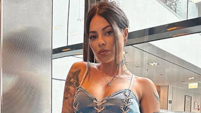 Sylwia Szostak reaguje na komentarz obserwatora. Chodzi o "wyskok" w Malezji