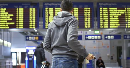 Strajk kontrolerów we Francji. Lotniska pogrążone w chaosie