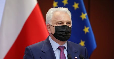 Kraska o sondażu dot. obostrzeń. Ministerstwo Zdrowia reaguje