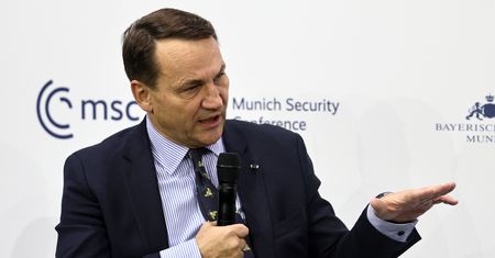 "To niedopuszczalne". Sikorski krytykuje USA