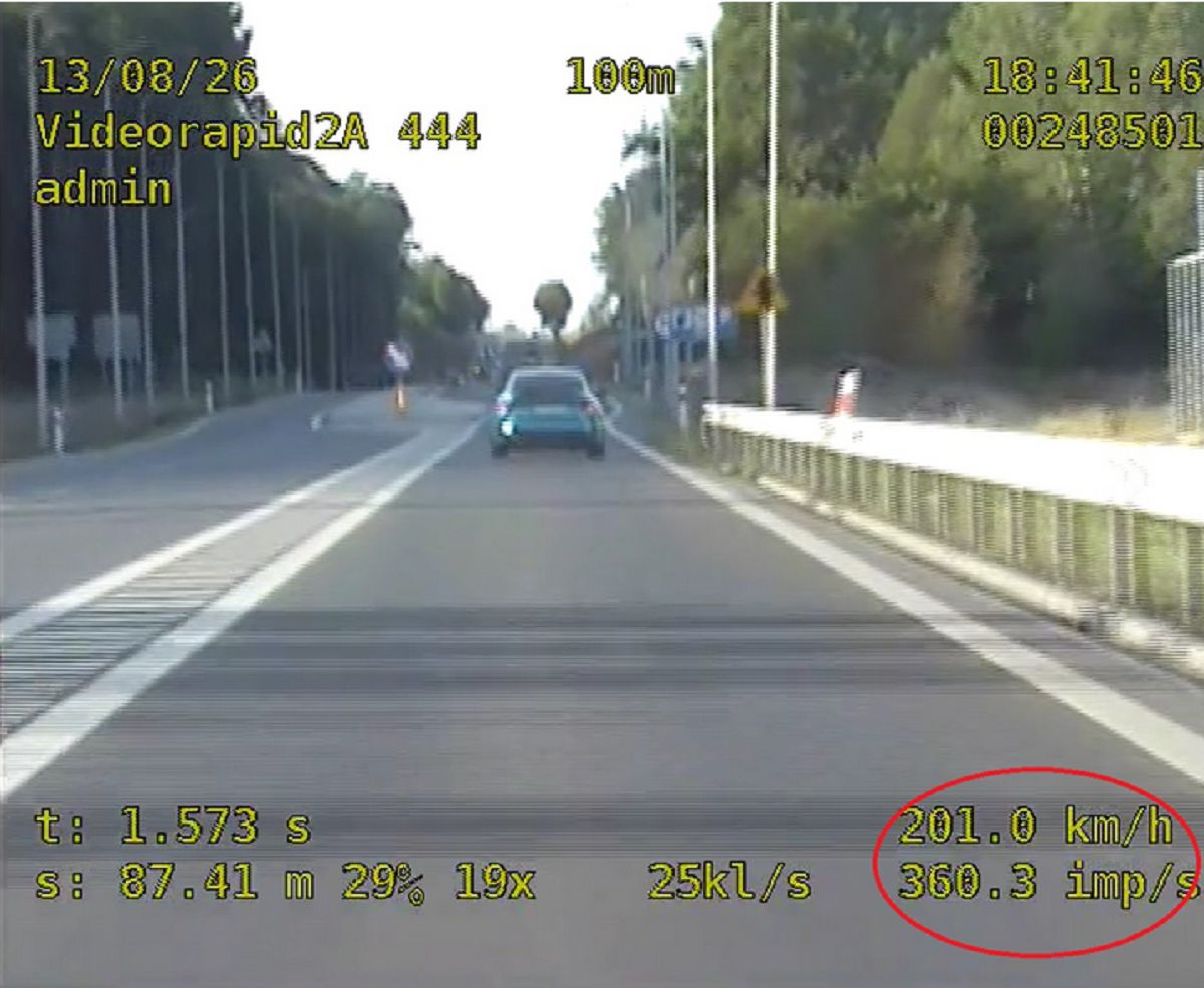 Jechał BMW 201 km/h przy limicie 70. Jest decyzja ws. 36-latka