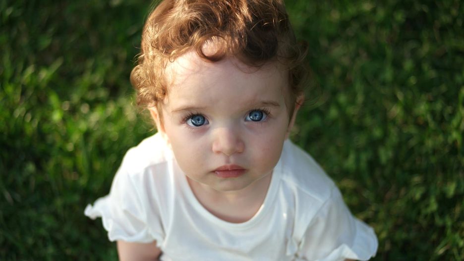 Niezwykle oryginalne imię. Nosi je tylko 115 Polek, oznacza "szmaragd"