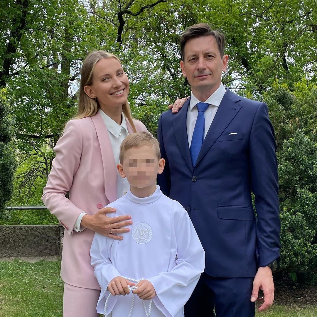 Joanna Moro z mężem na komunii syna. Aktorkę oburzył pewien fakt 