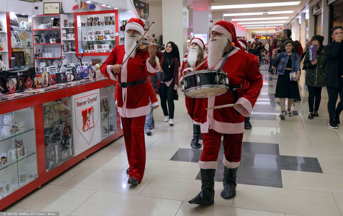 Niektóre galerie handlowe organizują spotkania z Mikołajem 