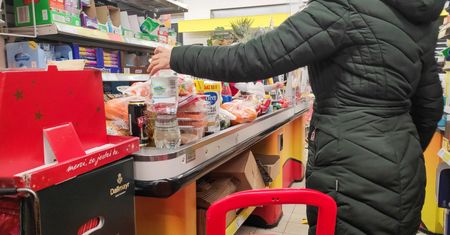 Kasjerki grożą odejściem z pracy. "W końcu was posłuchamy"