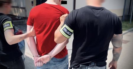 Planował zamach na swoją byłą partnerkę. Miał przy sobie nóż