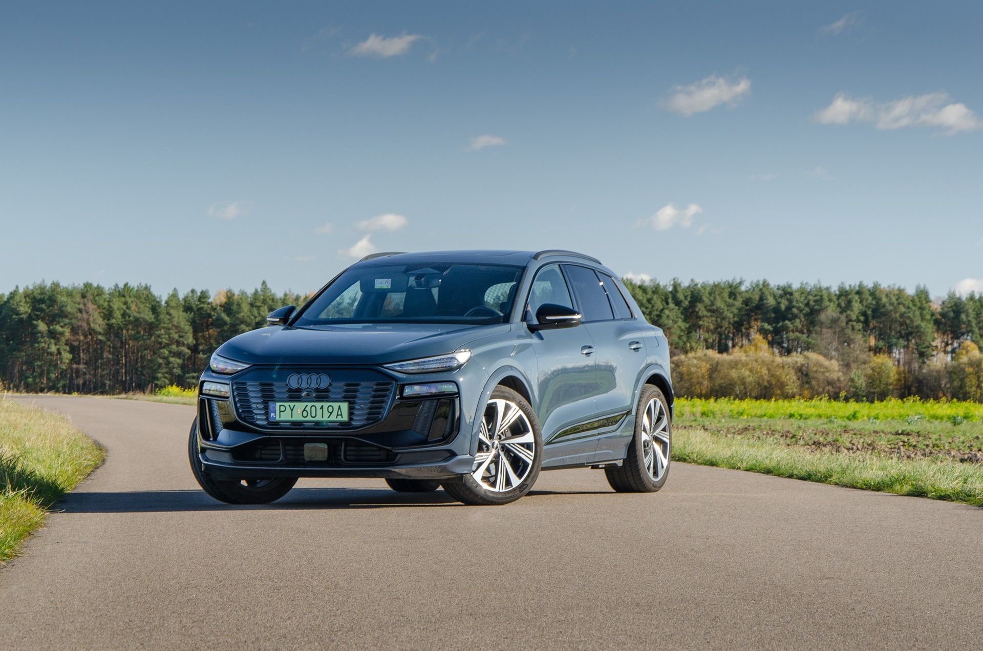 Audi SQ6 e-tron