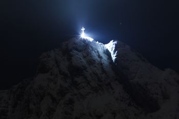 Krzyż na Giewoncie zostanie rozświetlony. Jest jeden powód