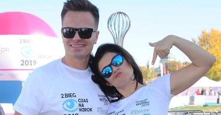 Zamknięte hotele. Ale Cichopek i Hakiel i tak podróżują