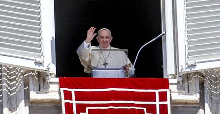 Papież Franciszek abdykuje? Z Watykanu odchodzi jego zaufany współpracownik